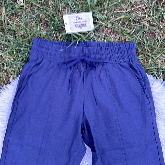 ZYIA Activewear Navy Blue Perfection Jogger Size Small NEW - Picture 10 of 16